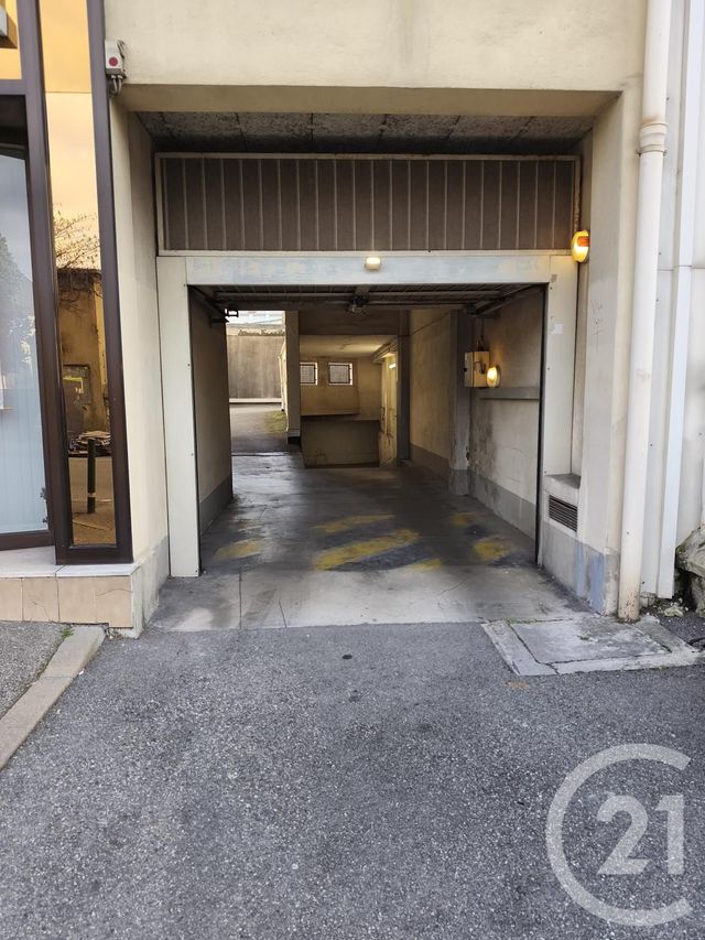 parking à louer - 53.0 m2 - CHAMBERY - 73 - RHONE-ALPES - Century 21 Immobilière De La Vallée