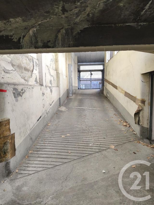 parking à louer - 53.0 m2 - CHAMBERY - 73 - RHONE-ALPES - Century 21 Immobilière De La Vallée