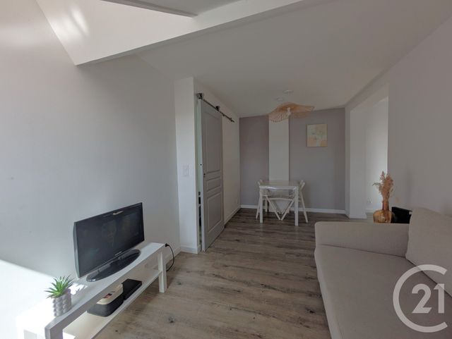 Appartement T2 à vendre - 2 pièces - 33.99 m2 - AIX LES BAINS - 73 - RHONE-ALPES - Century 21 Immobilière De La Vallée