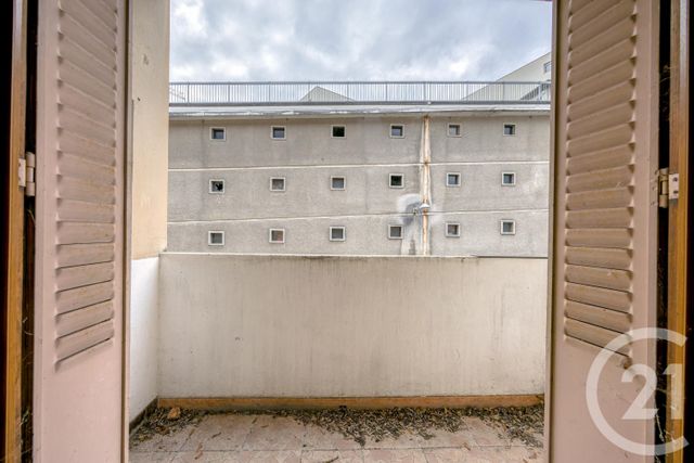 Appartement T3 à vendre - 3 pièces - 76.5 m2 - CHAMBERY - 73 - RHONE-ALPES - Century 21 Immobilière De La Vallée