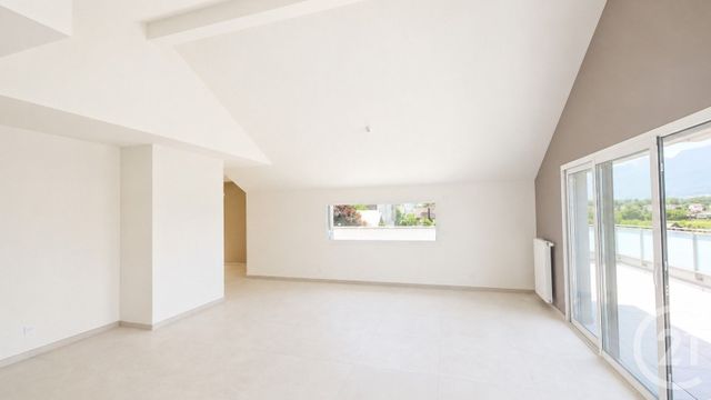 Appartement T4 à vendre - 4 pièces - 121.2 m2 - CHALLES LES EAUX - 73 - RHONE-ALPES - Century 21 Immobilière De La Vallée