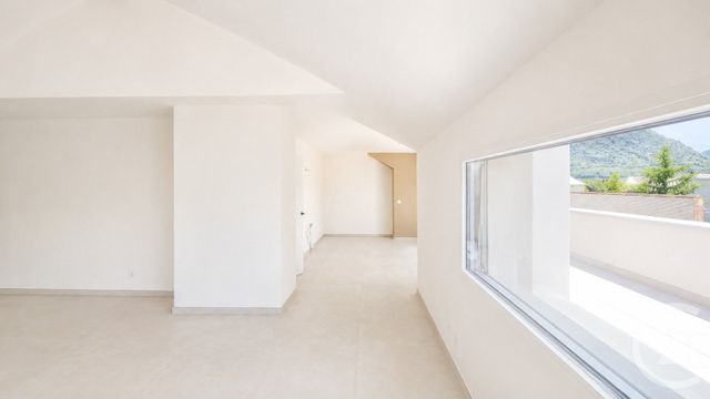 Appartement T4 à vendre - 4 pièces - 121.2 m2 - CHALLES LES EAUX - 73 - RHONE-ALPES - Century 21 Immobilière De La Vallée