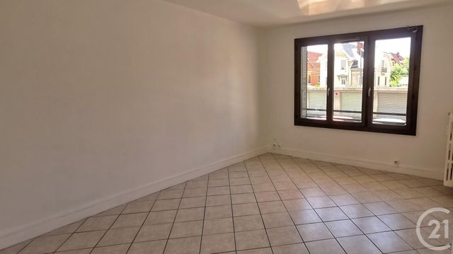 Appartement F3 à louer - 3 pièces - 60.05 m2 - CHAMBERY - 73 - RHONE-ALPES - Century 21 Immobilière De La Vallée