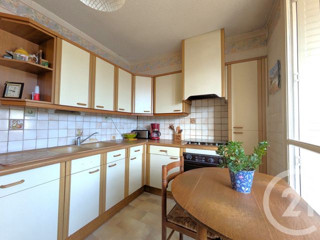 Appartement T3 à vendre - 3 pièces - 72.01 m2 - CHAMBERY - 73 - RHONE-ALPES - Century 21 Immobilière De La Vallée