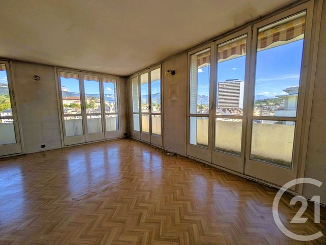Appartement T3 à vendre - 3 pièces - 72.01 m2 - CHAMBERY - 73 - RHONE-ALPES - Century 21 Immobilière De La Vallée