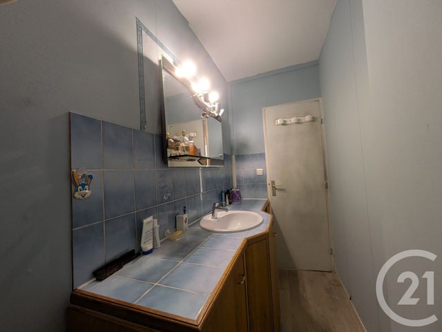 Appartement T3 à vendre - 3 pièces - 72.01 m2 - CHAMBERY - 73 - RHONE-ALPES - Century 21 Immobilière De La Vallée