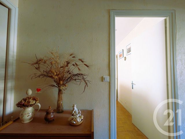 Appartement T3 à vendre - 3 pièces - 59.4 m2 - CHALLES LES EAUX - 73 - RHONE-ALPES - Century 21 Immobilière De La Vallée