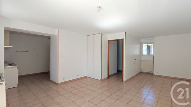 Appartement T5 à vendre - 5 pièces - 83.4 m2 - ST ALBAN LEYSSE - 73 - RHONE-ALPES - Century 21 Immobilière De La Vallée