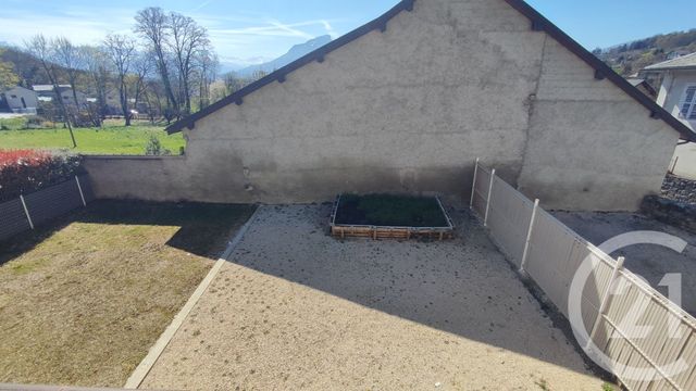 Appartement T5 à vendre - 5 pièces - 83.4 m2 - ST ALBAN LEYSSE - 73 - RHONE-ALPES - Century 21 Immobilière De La Vallée