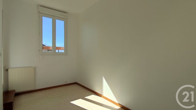 Appartement T5 à vendre - 5 pièces - 83.4 m2 - ST ALBAN LEYSSE - 73 - RHONE-ALPES - Century 21 Immobilière De La Vallée