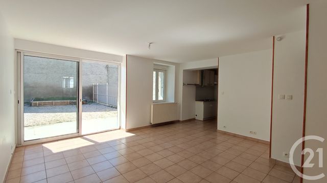 Appartement T5 à vendre - 5 pièces - 83.4 m2 - ST ALBAN LEYSSE - 73 - RHONE-ALPES - Century 21 Immobilière De La Vallée