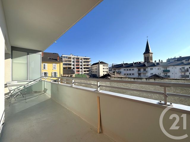 Appartement T4 à vendre - 4 pièces - 76.04 m2 - CHAMBERY - 73 - RHONE-ALPES - Century 21 Immobilière De La Vallée