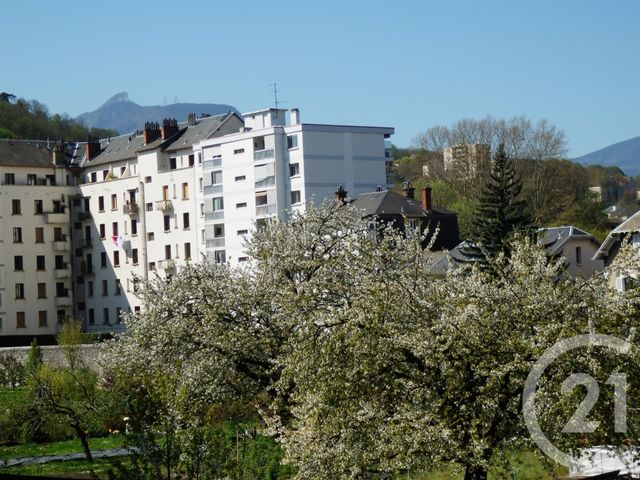 Appartement T3 à louer - 3 pièces - 70.5 m2 - CHAMBERY - 73 - RHONE-ALPES - Century 21 Immobilière De La Vallée