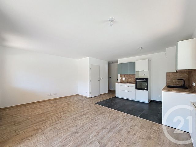 Appartement T2 à louer - 2 pièces - 51.95 m2 - LA MOTTE SERVOLEX - 73 - RHONE-ALPES - Century 21 Immobilière De La Vallée