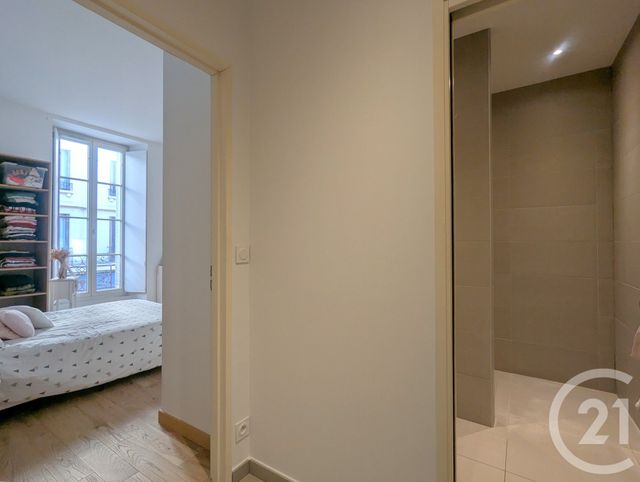 Appartement T2 à vendre - 2 pièces - 60.58 m2 - CHAMBERY - 73 - RHONE-ALPES - Century 21 Immobilière De La Vallée