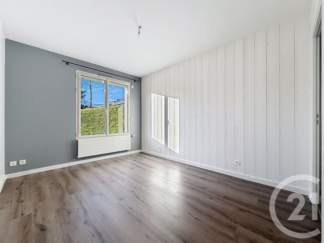 Appartement T3 à vendre - 3 pièces - 75.42 m2 - JACOB BELLECOMBETTE - 73 - RHONE-ALPES - Century 21 Immobilière De La Vallée