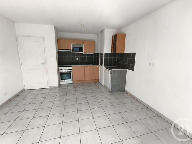 Appartement T3 à louer - 3 pièces - 58.07 m2 - CHAMBERY - 73 - RHONE-ALPES - Century 21 Immobilière De La Vallée