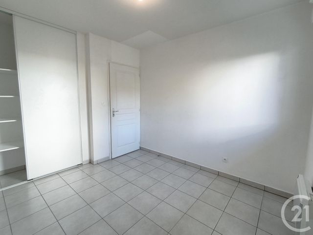 Appartement T3 à louer - 3 pièces - 58.07 m2 - CHAMBERY - 73 - RHONE-ALPES - Century 21 Immobilière De La Vallée