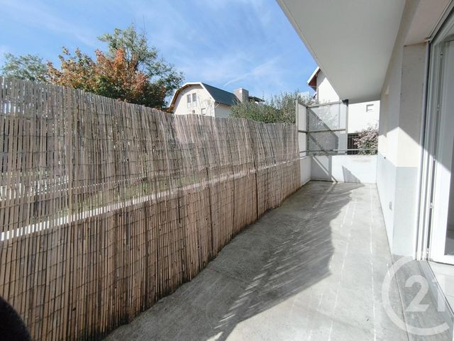 Appartement T3 à louer - 3 pièces - 58.07 m2 - CHAMBERY - 73 - RHONE-ALPES - Century 21 Immobilière De La Vallée