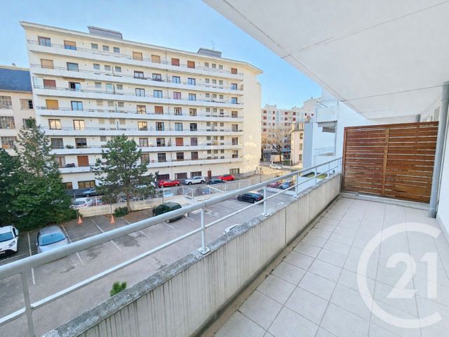 Appartement T2 à vendre - 2 pièces - 43.27 m2 - CHAMBERY - 73 - RHONE-ALPES - Century 21 Immobilière De La Vallée