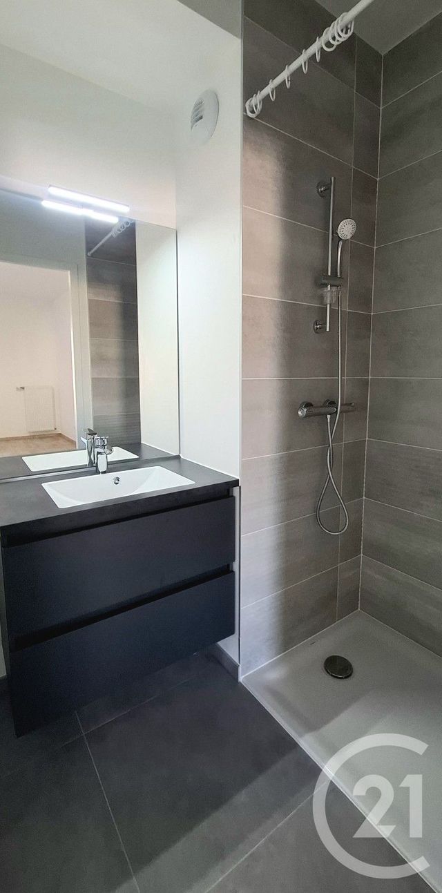 Appartement T4 à louer - 4 pièces - 91.45 m2 - ST ALBAN LEYSSE - 73 - RHONE-ALPES - Century 21 Immobilière De La Vallée