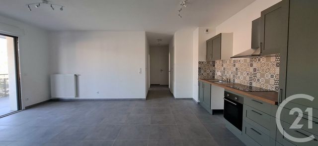 Appartement T4 à louer - 4 pièces - 91.45 m2 - ST ALBAN LEYSSE - 73 - RHONE-ALPES - Century 21 Immobilière De La Vallée
