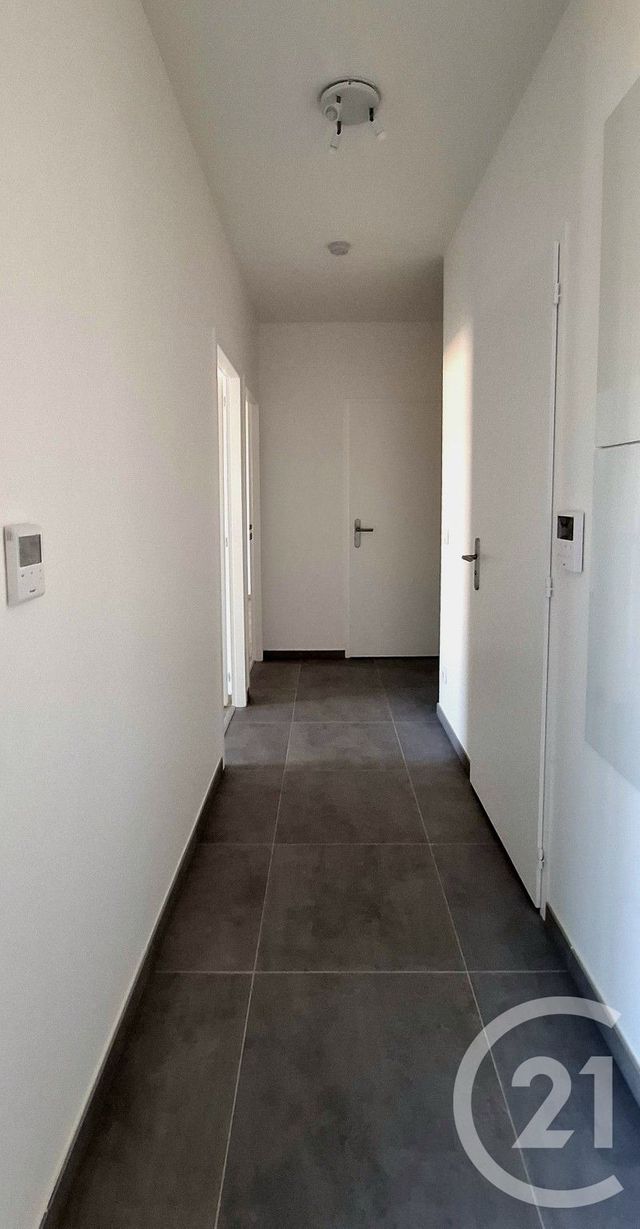 Appartement T4 à louer - 4 pièces - 91.45 m2 - ST ALBAN LEYSSE - 73 - RHONE-ALPES - Century 21 Immobilière De La Vallée