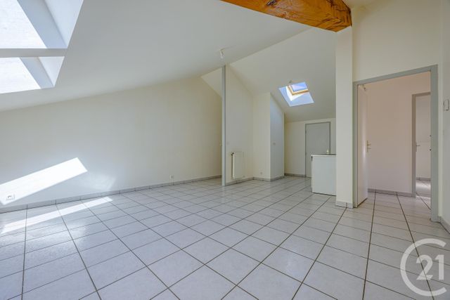Appartement T2 à vendre - 2 pièces - 50.24 m2 - ST ALBAN LEYSSE - 73 - RHONE-ALPES - Century 21 Immobilière De La Vallée