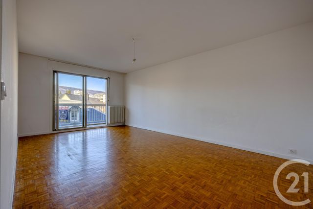 Appartement T4 à vendre - 4 pièces - 95.13 m2 - CHAMBERY - 73 - RHONE-ALPES - Century 21 Immobilière De La Vallée