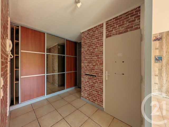 Appartement T2 à vendre - 2 pièces - 56.36 m2 - CHAMBERY - 73 - RHONE-ALPES - Century 21 Immobilière De La Vallée