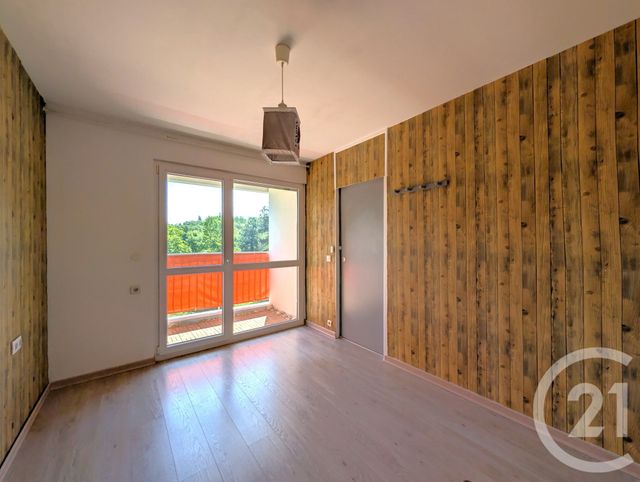 Appartement T2 à vendre - 2 pièces - 56.36 m2 - CHAMBERY - 73 - RHONE-ALPES - Century 21 Immobilière De La Vallée