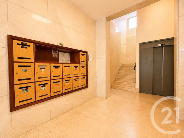 Appartement T5 à vendre - 5 pièces - 106.34 m2 - CHAMBERY - 73 - RHONE-ALPES - Century 21 Immobilière De La Vallée