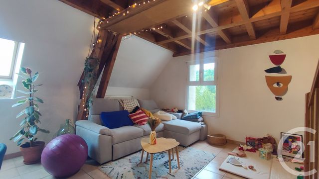 Appartement T4 à vendre - 4 pièces - 70.8 m2 - ST ALBAN LEYSSE - 73 - RHONE-ALPES - Century 21 Immobilière De La Vallée
