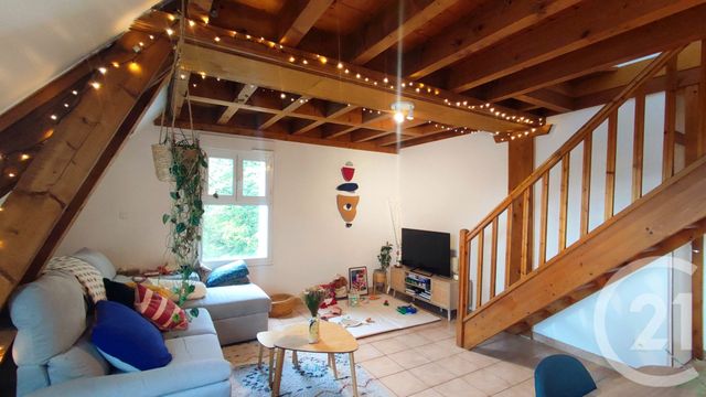 Appartement T4 à vendre - 4 pièces - 70.8 m2 - ST ALBAN LEYSSE - 73 - RHONE-ALPES - Century 21 Immobilière De La Vallée