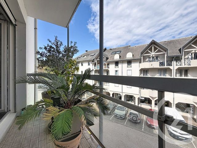 Appartement T2 à vendre - 2 pièces - 47.82 m2 - CHALLES LES EAUX - 73 - RHONE-ALPES - Century 21 Immobilière De La Vallée