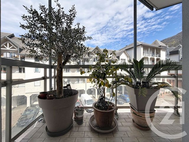 Appartement T2 à vendre - 2 pièces - 47.82 m2 - CHALLES LES EAUX - 73 - RHONE-ALPES - Century 21 Immobilière De La Vallée