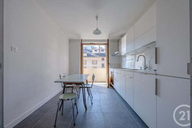 Appartement T4 à vendre - 4 pièces - 95.49 m2 - CHAMBERY - 73 - RHONE-ALPES - Century 21 Immobilière De La Vallée
