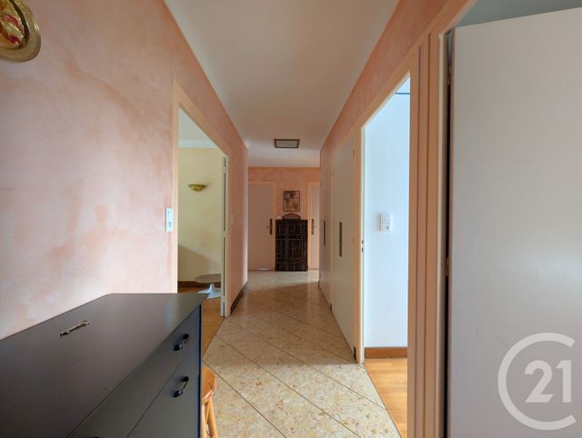Appartement T5 à vendre - 5 pièces - 100.79 m2 - CHALLES LES EAUX - 73 - RHONE-ALPES - Century 21 Immobilière De La Vallée