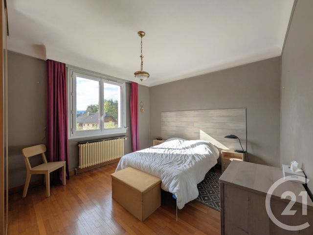 Appartement T5 à vendre - 5 pièces - 100.79 m2 - CHALLES LES EAUX - 73 - RHONE-ALPES - Century 21 Immobilière De La Vallée