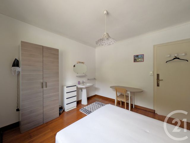 Appartement T5 à vendre - 5 pièces - 100.79 m2 - CHALLES LES EAUX - 73 - RHONE-ALPES - Century 21 Immobilière De La Vallée