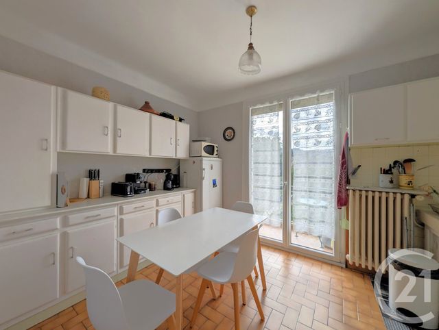 Appartement T5 à vendre - 5 pièces - 100.79 m2 - CHALLES LES EAUX - 73 - RHONE-ALPES - Century 21 Immobilière De La Vallée