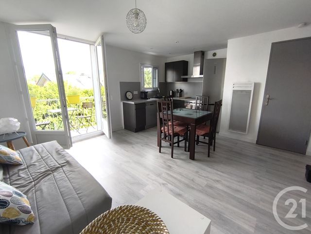 Appartement T3 à louer - 3 pièces - 47.51 m2 - CHAMBERY - 73 - RHONE-ALPES - Century 21 Immobilière De La Vallée