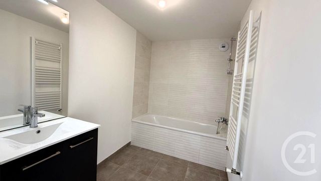 Appartement T3 à louer - 3 pièces - 61.76 m2 - COGNIN - 73 - RHONE-ALPES - Century 21 Immobilière De La Vallée