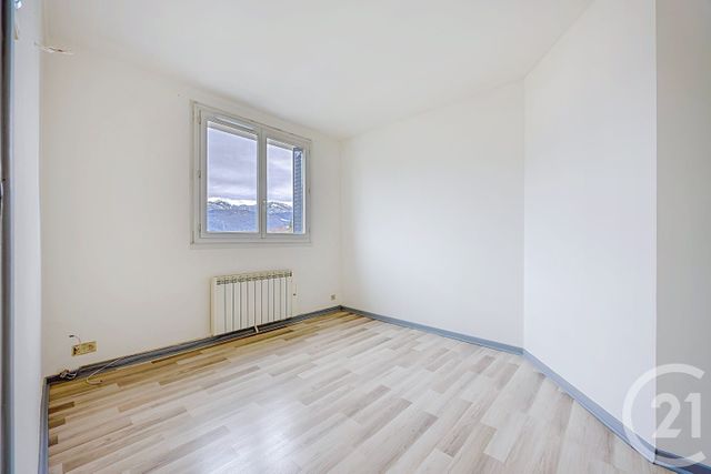 Appartement T3 à vendre - 4 pièces - 63.8 m2 - CHAMBERY - 73 - RHONE-ALPES - Century 21 Immobilière De La Vallée