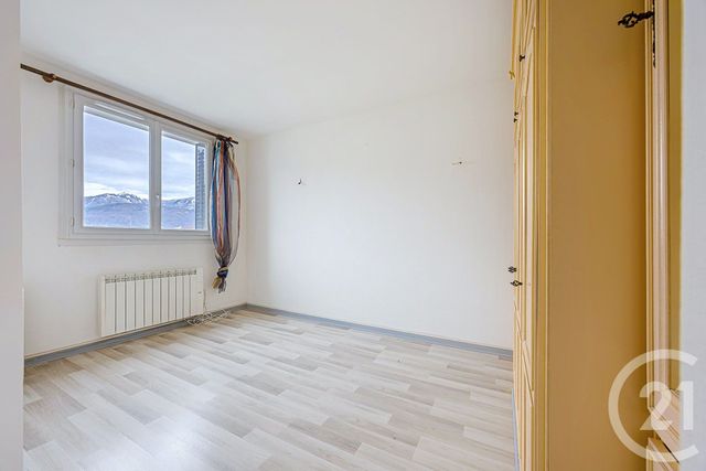 Appartement T3 à vendre - 4 pièces - 63.8 m2 - CHAMBERY - 73 - RHONE-ALPES - Century 21 Immobilière De La Vallée
