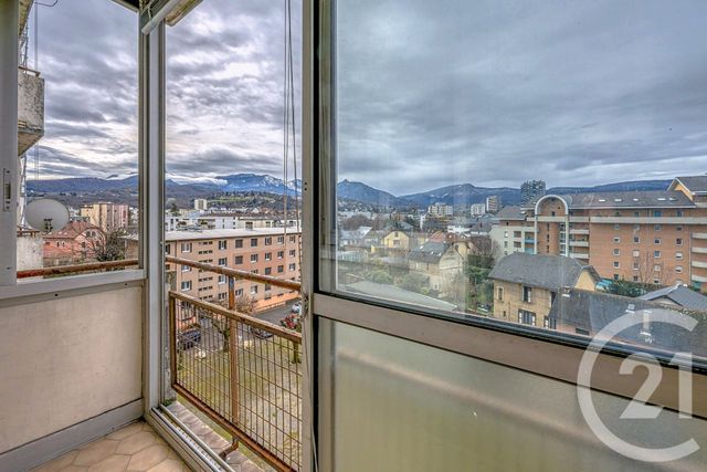 Appartement T3 à vendre - 4 pièces - 63.8 m2 - CHAMBERY - 73 - RHONE-ALPES - Century 21 Immobilière De La Vallée
