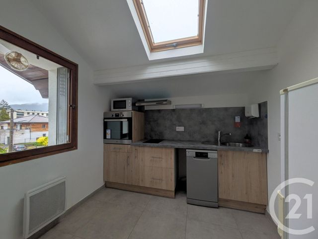 Appartement T2 à vendre - 2 pièces - 32.61 m2 - BASSENS - 73 - RHONE-ALPES - Century 21 Immobilière De La Vallée