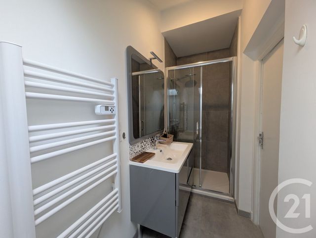 Appartement T2 à vendre - 2 pièces - 32.61 m2 - BASSENS - 73 - RHONE-ALPES - Century 21 Immobilière De La Vallée