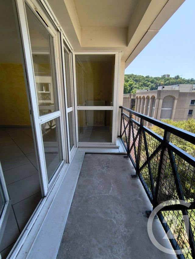 Appartement T3 à louer - 3 pièces - 93.2 m2 - CHAMBERY - 73 - RHONE-ALPES - Century 21 Immobilière De La Vallée