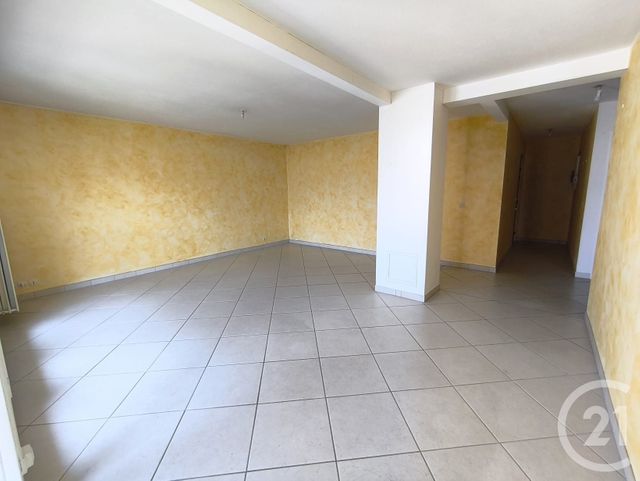 Appartement T3 à louer - 3 pièces - 93.2 m2 - CHAMBERY - 73 - RHONE-ALPES - Century 21 Immobilière De La Vallée